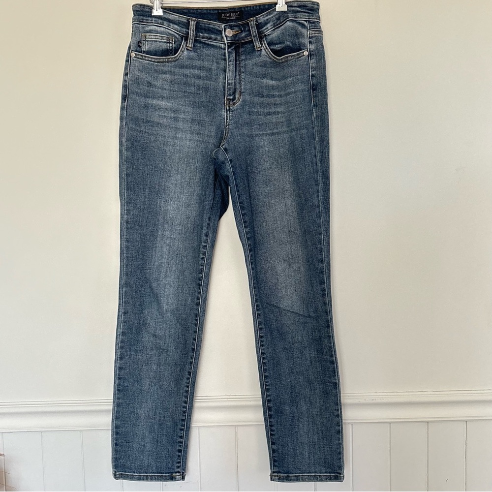 Judy Blue Slim Fit Jeans Size 9/29 Inseam 30in Mid Rise EUC *J12